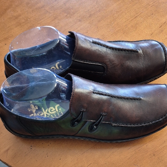 Rieker Celia Antistress Dark Brown Leather Loafers. NWOT. Euro size 40. - Picture 1 of 5